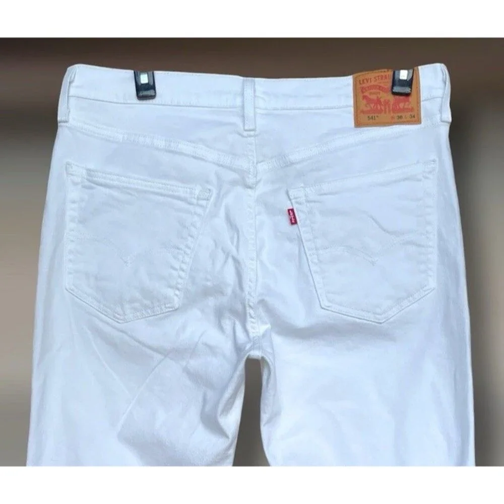 Levi's 541 Athletic Tapered Jeans Men’s W36 L34 White Stretch Denim 5-Pockets